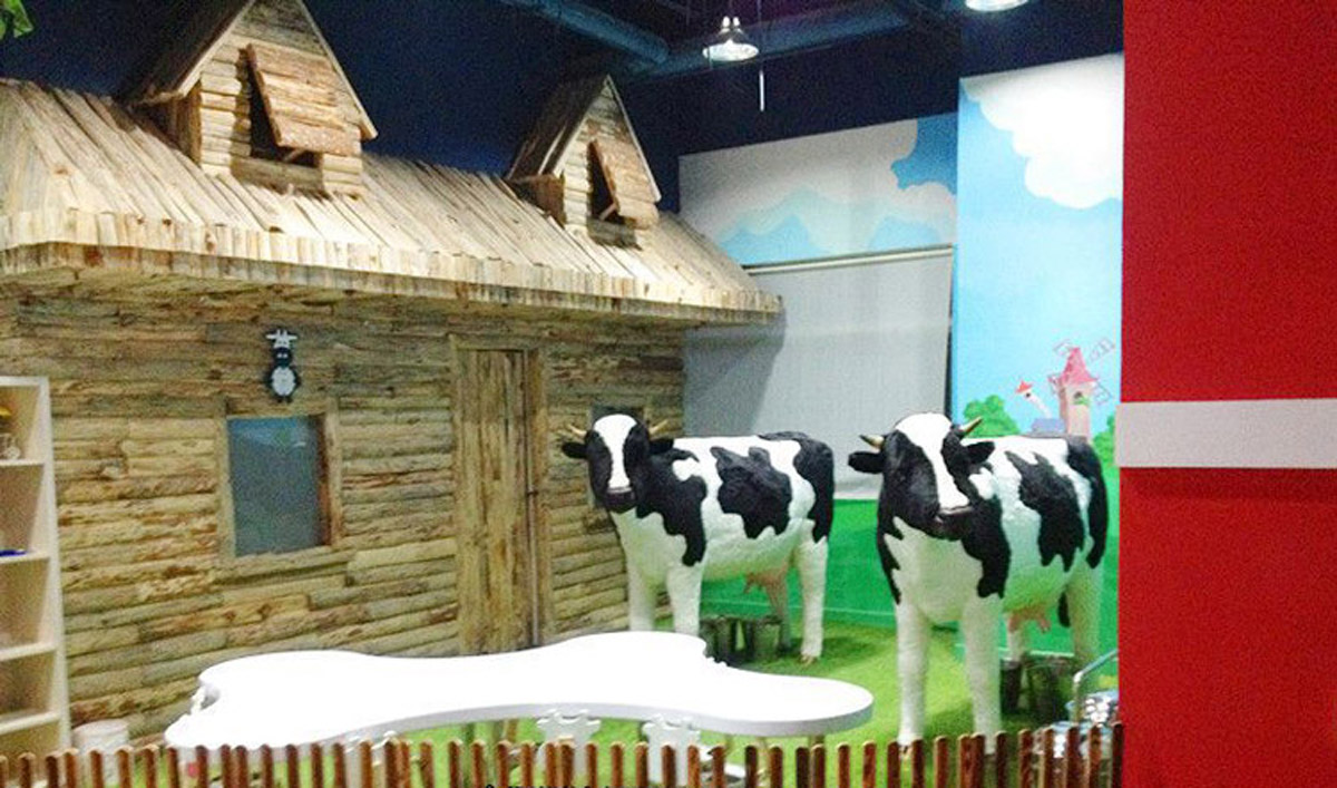 蓬安儿童体验馆专用仿真奶牛