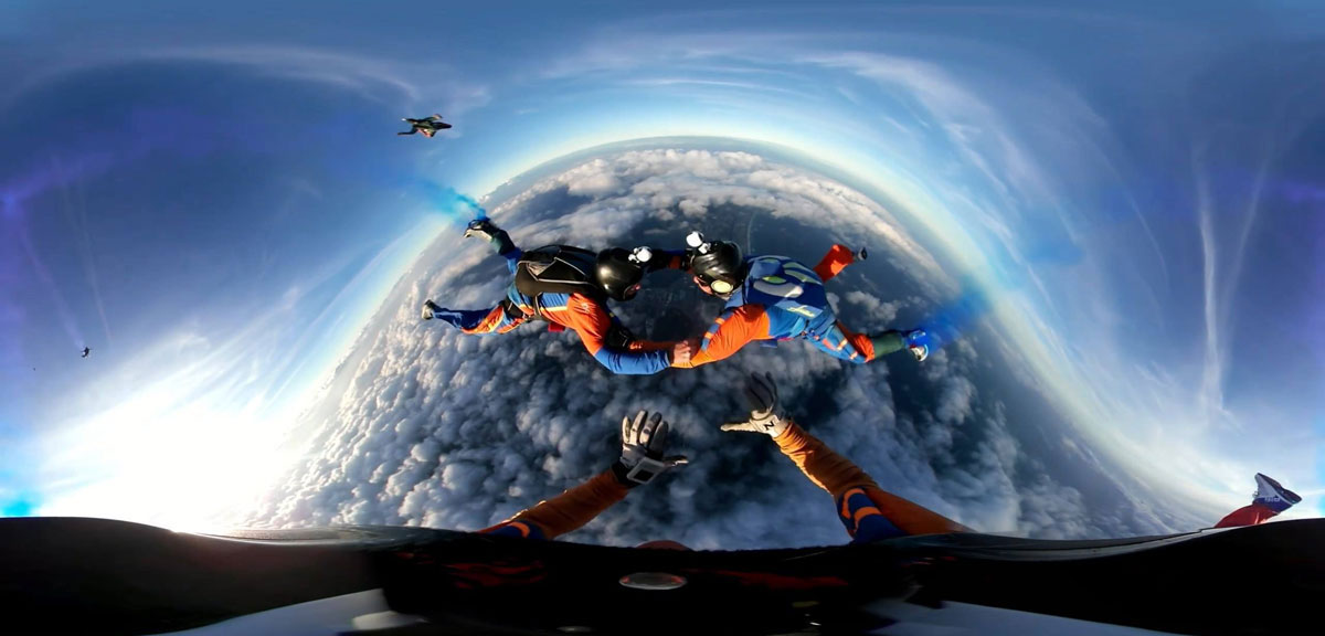 VR视频跳伞.jpg