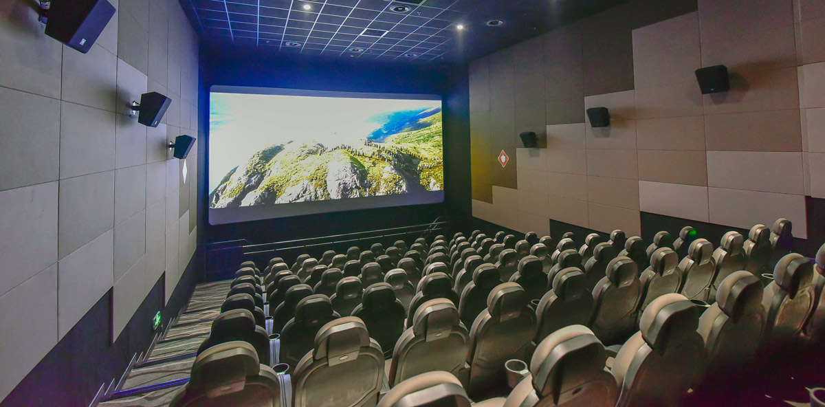 铁山360度巨幕电影院