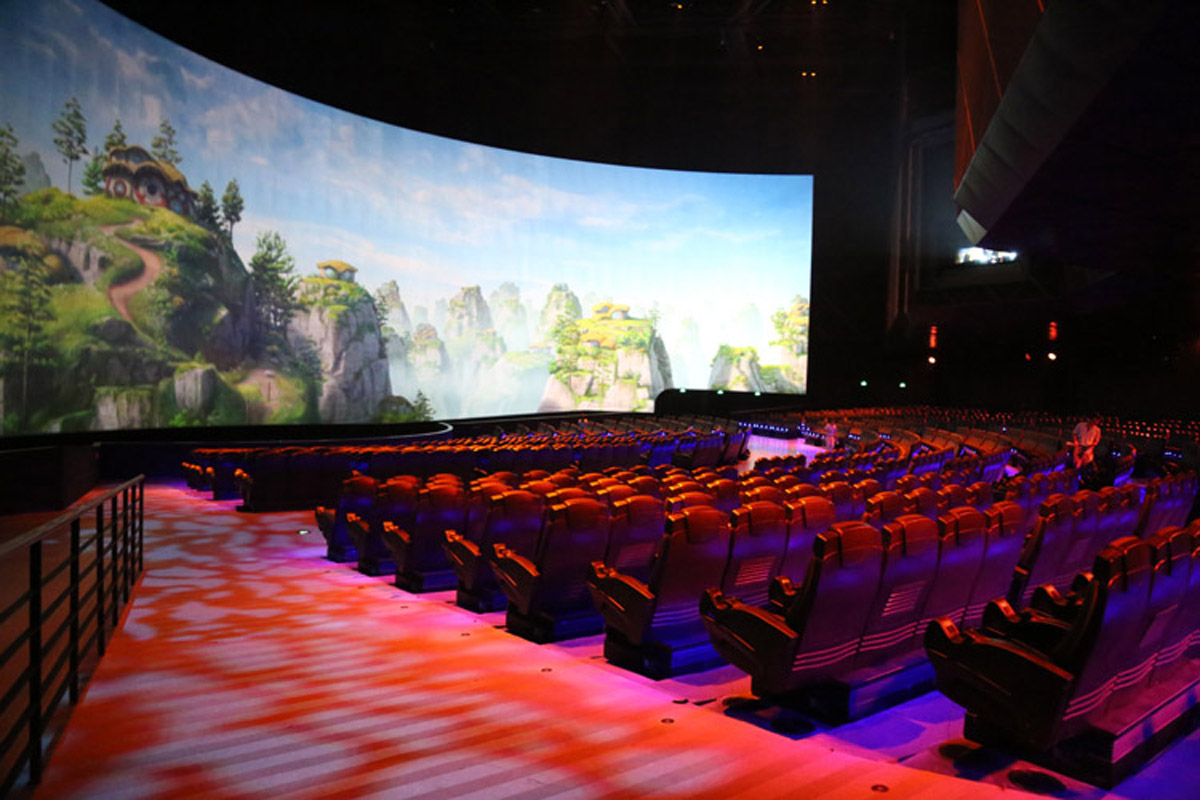 IMAX4D巨幕影院.jpg